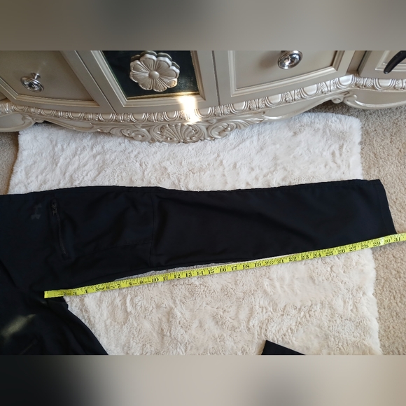 Under Armour Black Jogger Pants - Picture 7 of 16